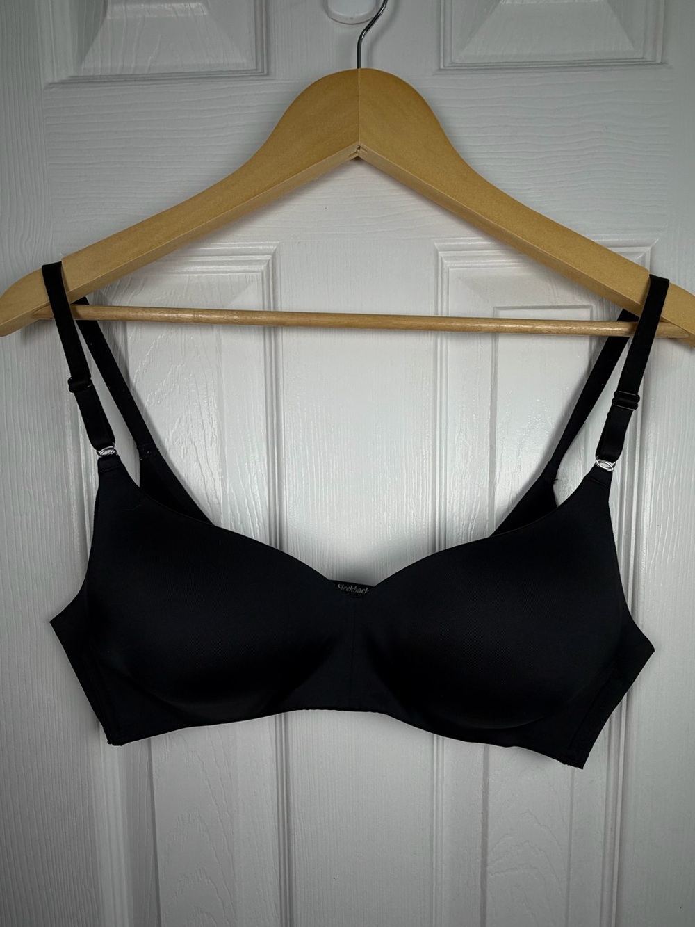 Sleeback by La Vie En Rose Black Wireless T-Shirt Bra 36B Seamless Molded Cup